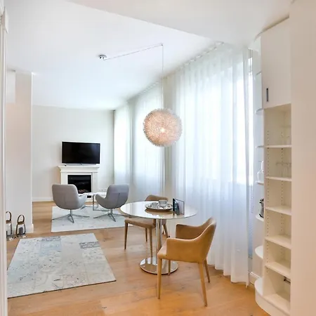 First App 41 Apartmán